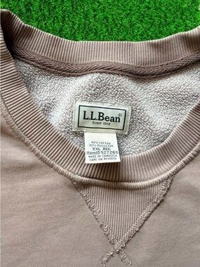 L.L. Bean Men's Crewneck Sweatshirt in tan color